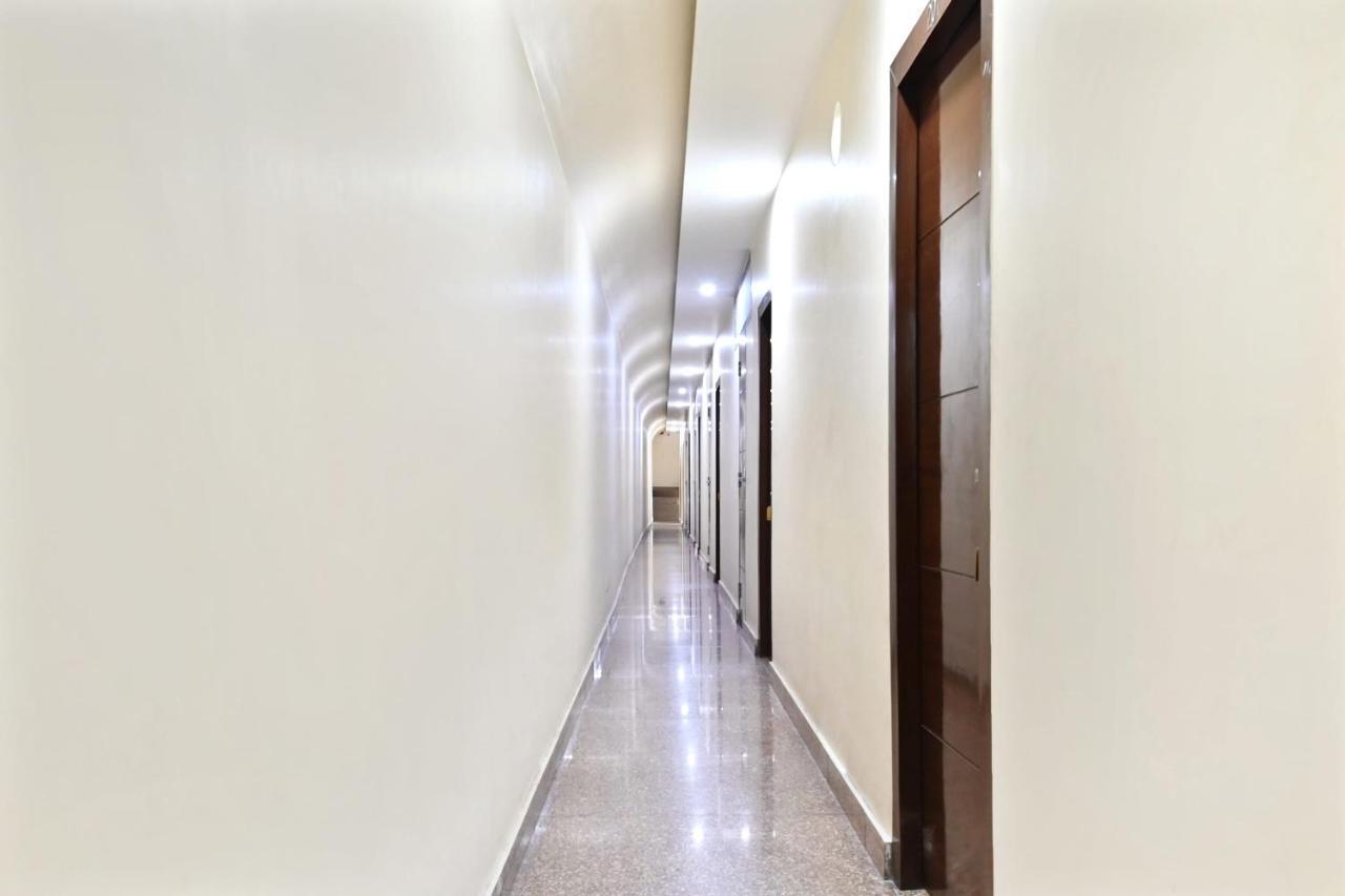 Oyo 49672 Hotel Galaxy Moradabad Εξωτερικό φωτογραφία