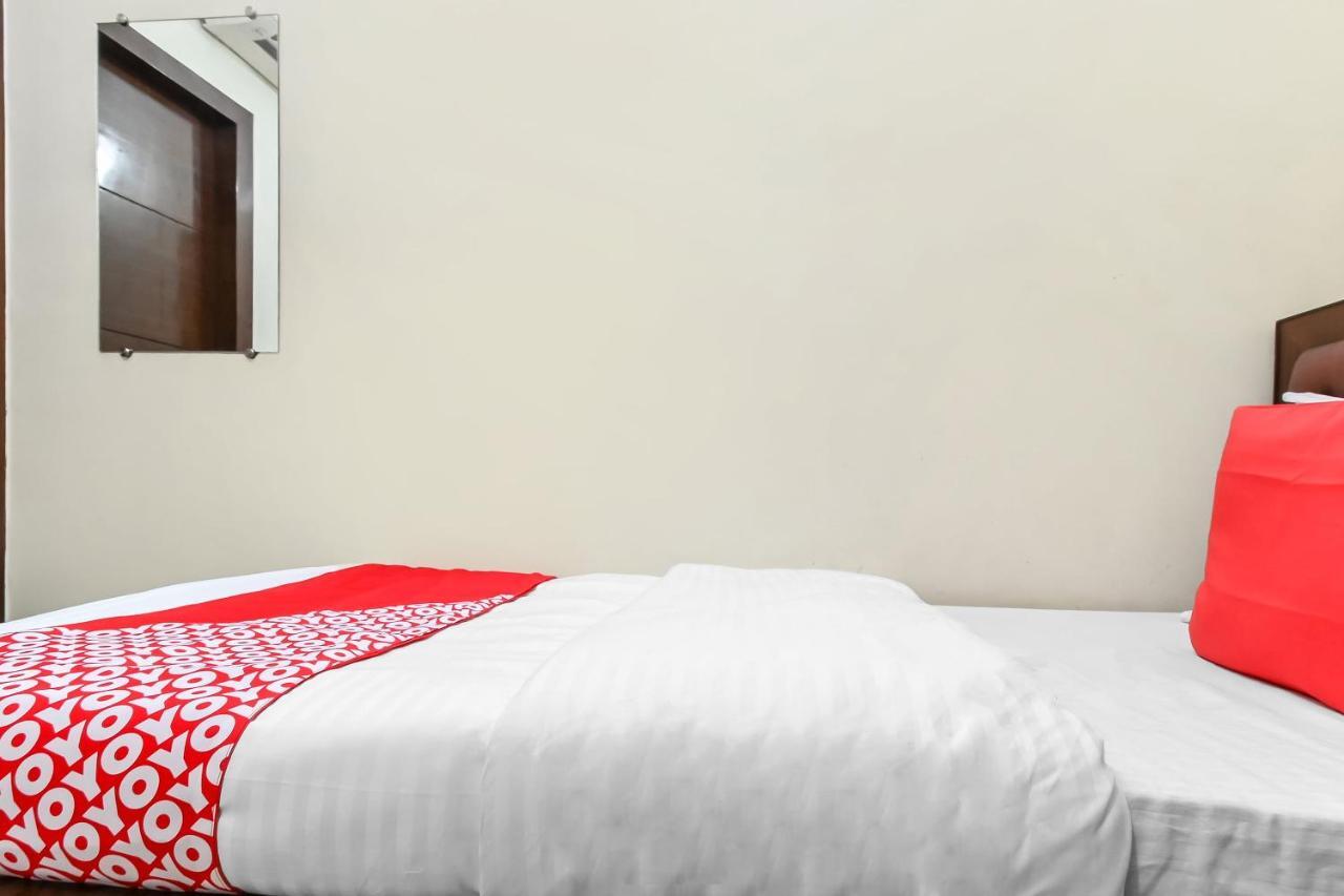 Oyo 49672 Hotel Galaxy Moradabad Εξωτερικό φωτογραφία